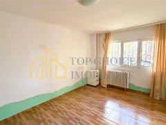 Doua camere decomandat, parter inalt, bloc 1979 anvelopat 2026, negociabil